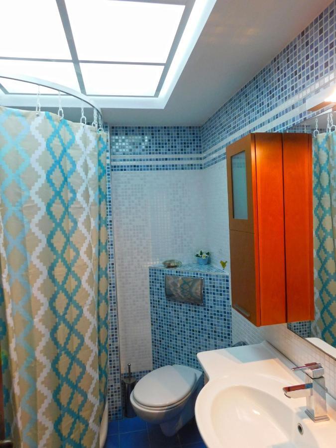 Yulia Guest House オウランオウポリ エクステリア 写真